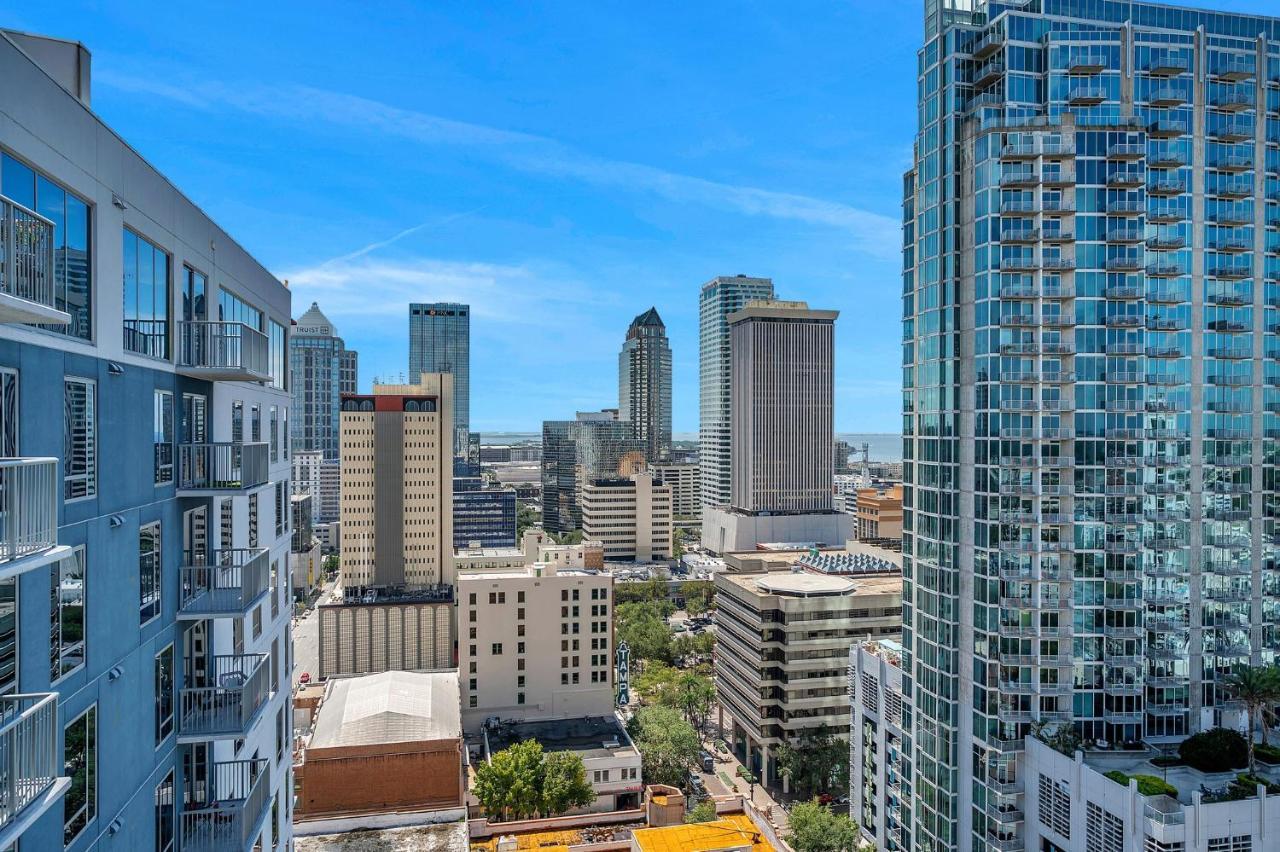 Luxury 1 Bedroom With Den Downtown Tampa Apt - City Views, Rooftop Pool, Workspace 외부 사진