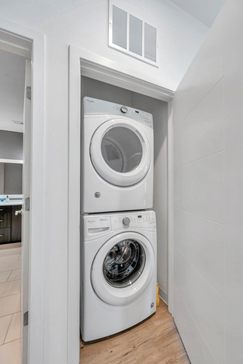 Luxury 1 Bedroom With Den Downtown Tampa Apt - City Views, Rooftop Pool, Workspace 외부 사진