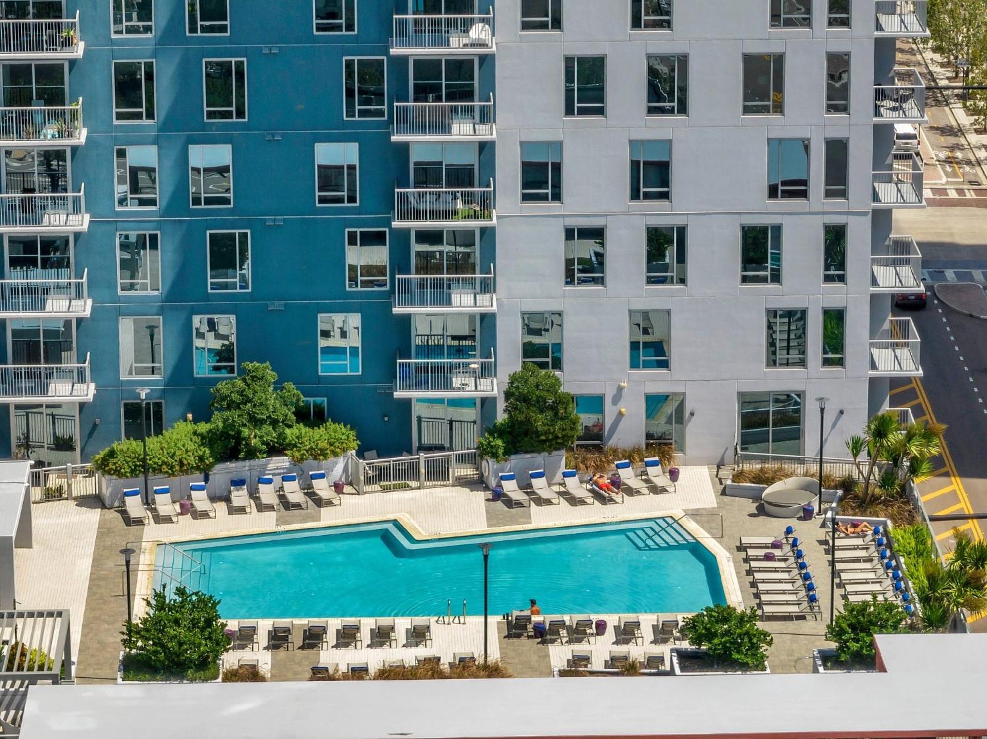 Luxury 1 Bedroom With Den Downtown Tampa Apt - City Views, Rooftop Pool, Workspace 외부 사진