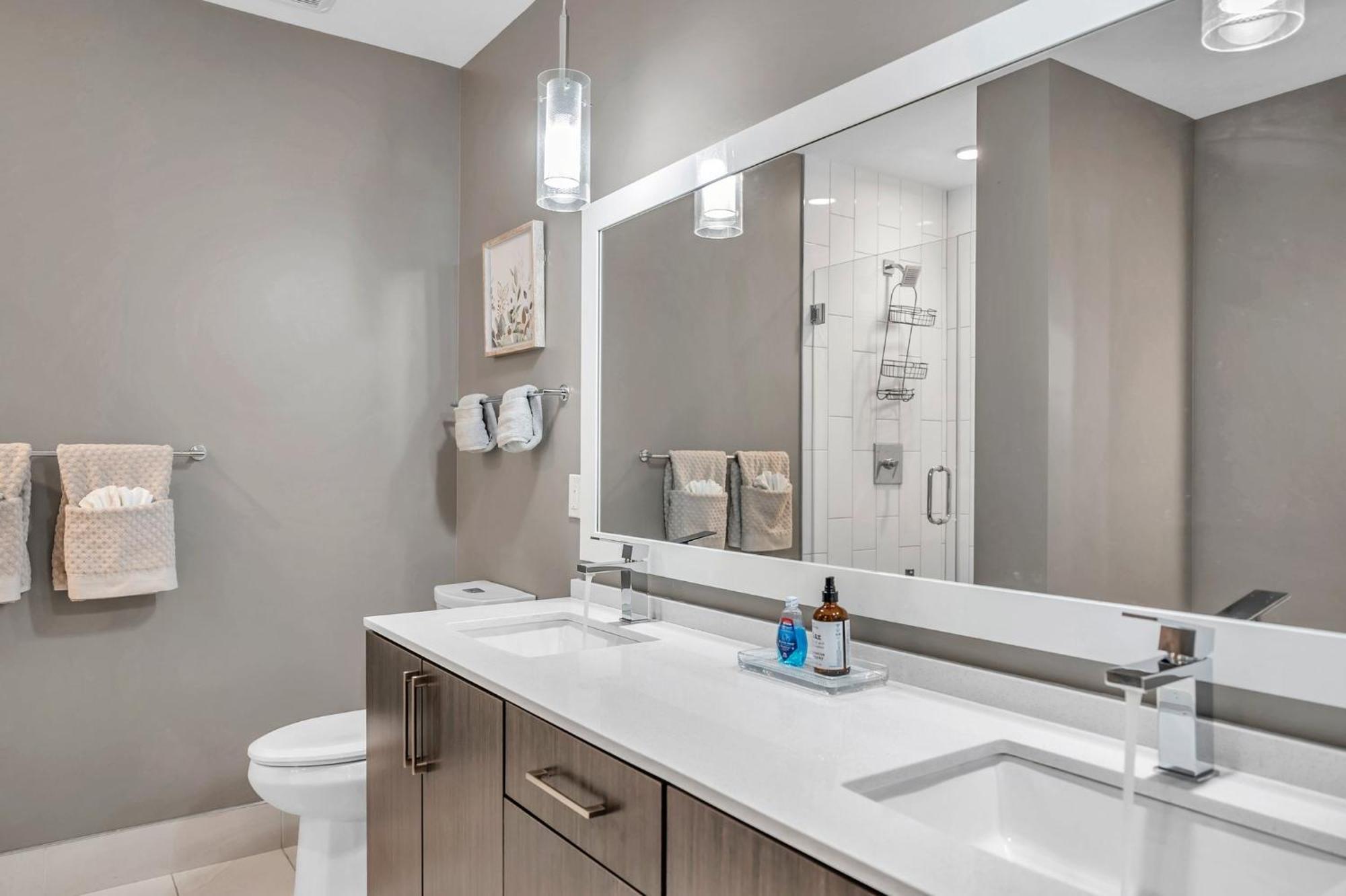 Luxury 1 Bedroom With Den Downtown Tampa Apt - City Views, Rooftop Pool, Workspace 외부 사진