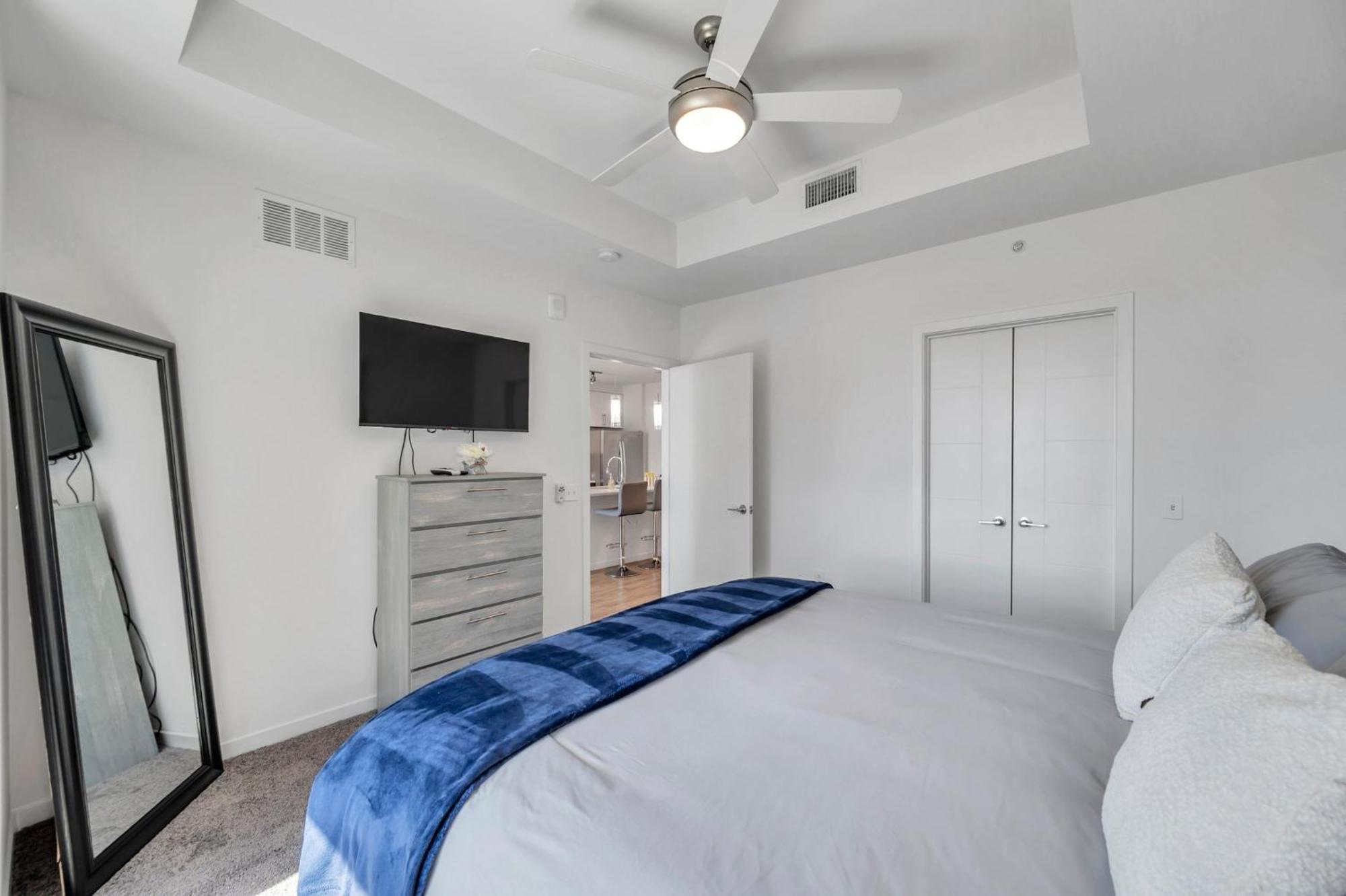 Luxury 1 Bedroom With Den Downtown Tampa Apt - City Views, Rooftop Pool, Workspace 외부 사진
