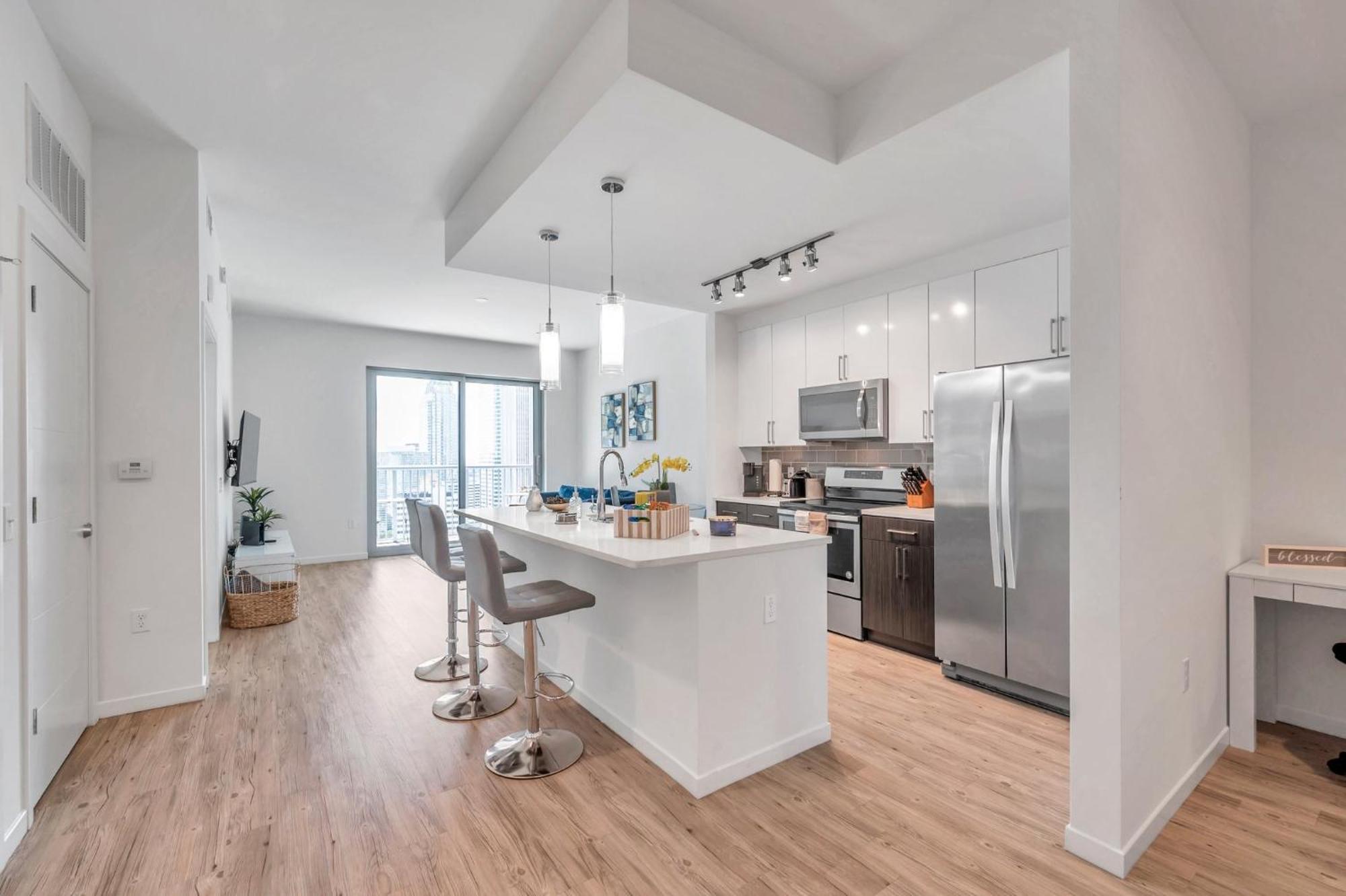 Luxury 1 Bedroom With Den Downtown Tampa Apt - City Views, Rooftop Pool, Workspace 외부 사진